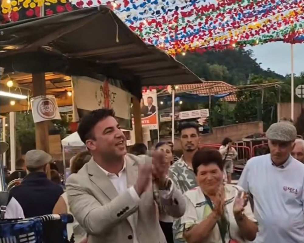 Padre junta-se ao despique no arraial do Rosário (com vídeo)