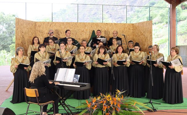 Grupo Coral de S. Roque do Faial em festa