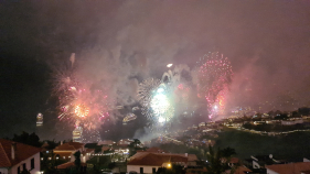 Forte gir&acirc;ndola faz "tremer" o Funchal (com video)